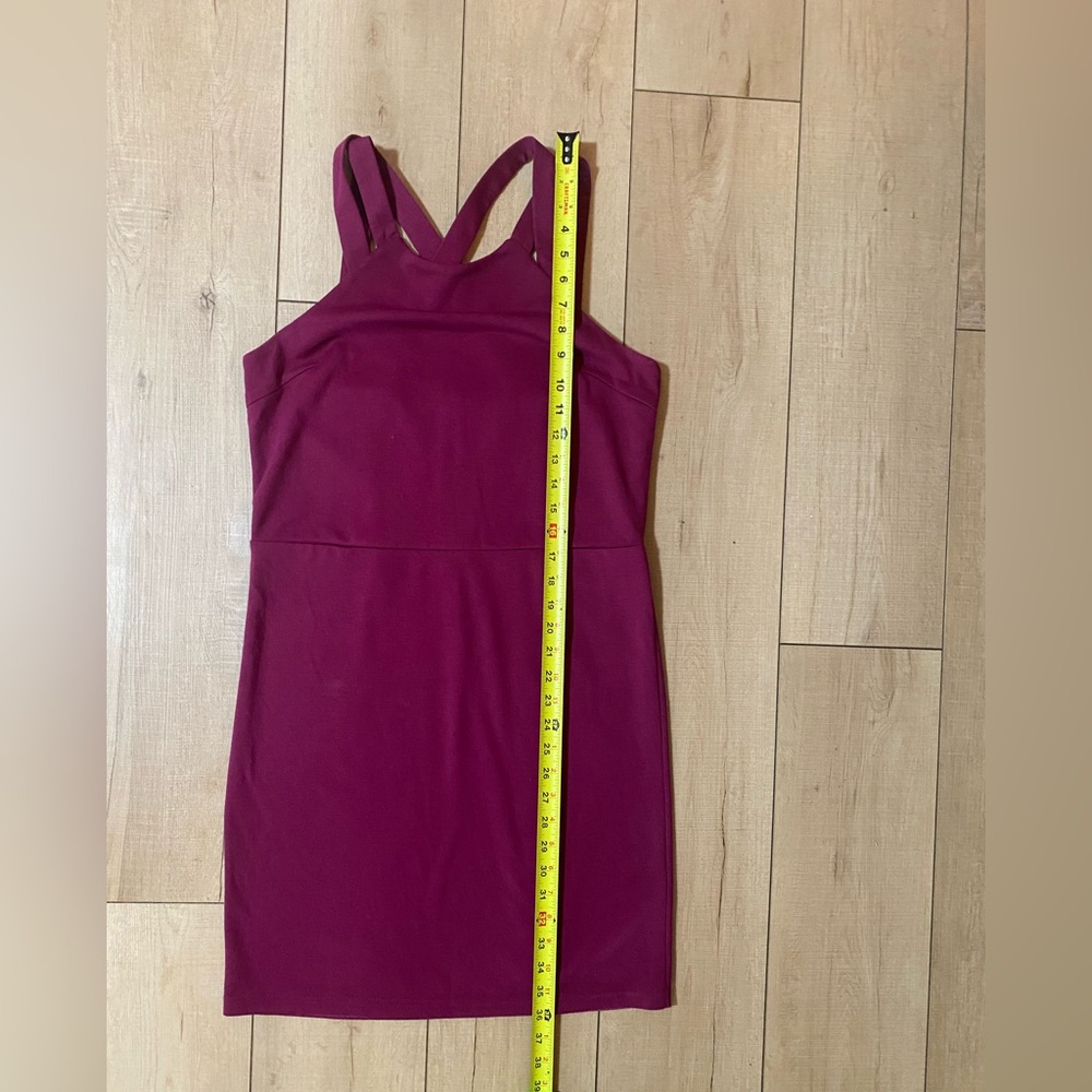 Jack by BB Dakota Burgundy Cross-Back Bodycon Dress | Size Large - Picture 9 of 10